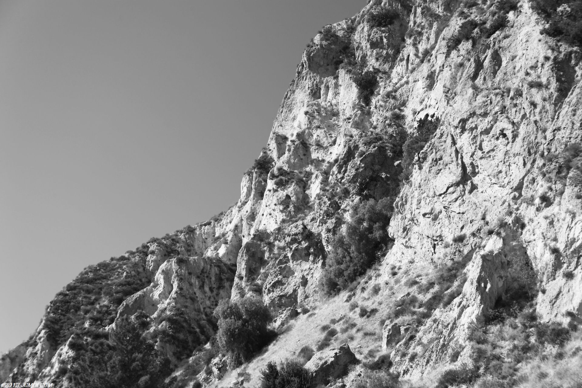 Piru Cliff B&W 11/17/2011